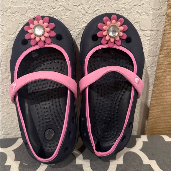 CROCS Other - CROCS Toddler Baby Mary Jane  Keeley Springtime  Sandals Size C 6